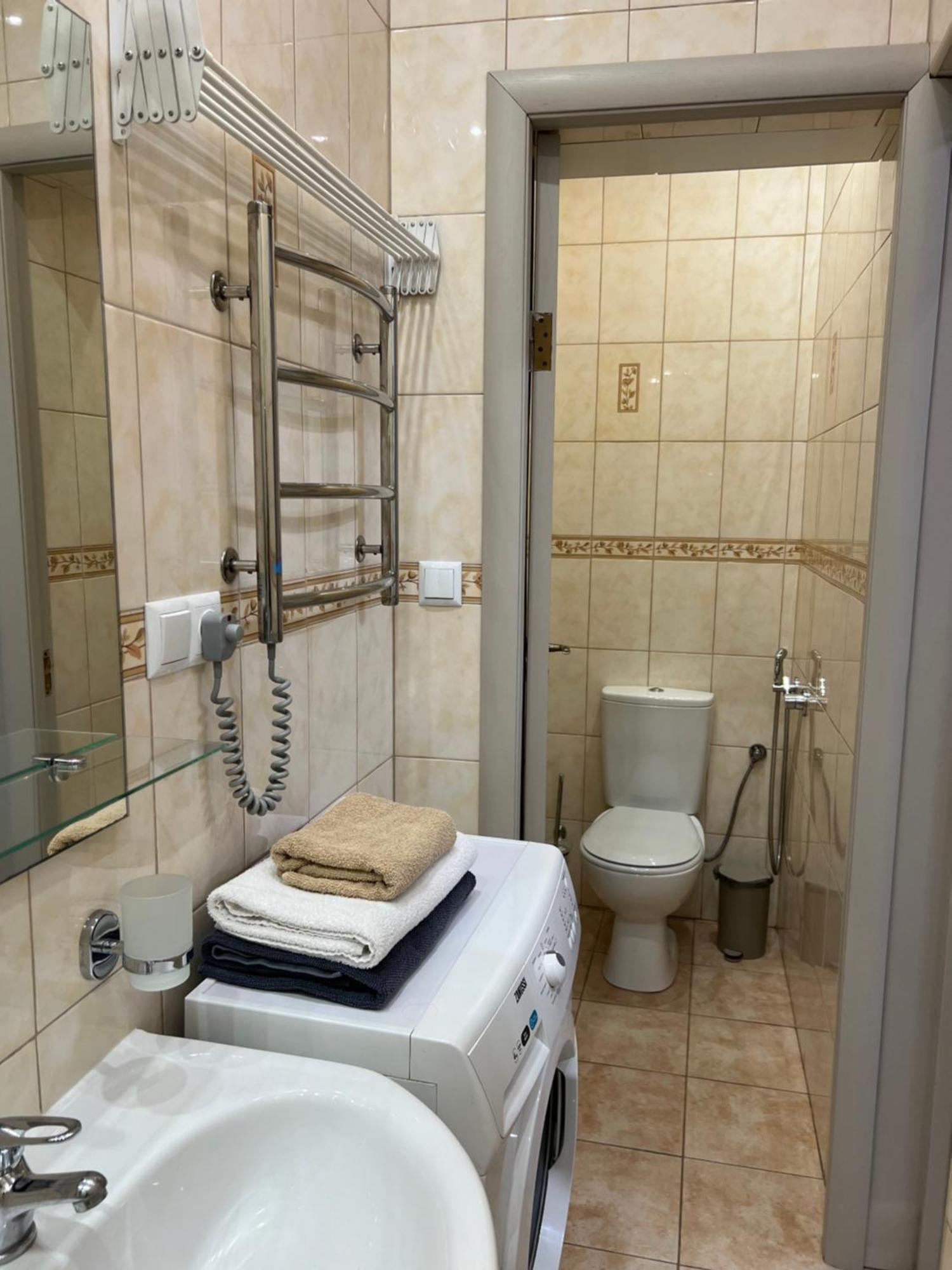 Cozy Apartment Near The Lviv National Opera Exteriör bild